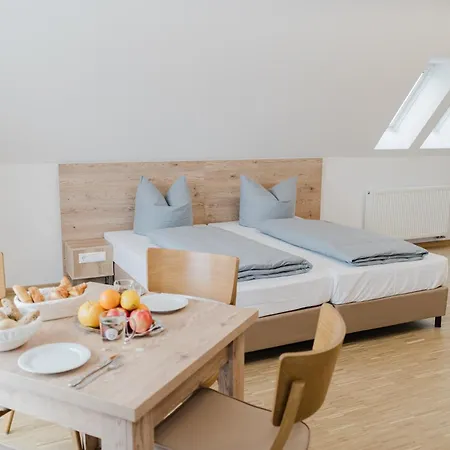 Cityhotel Szálloda 3*
